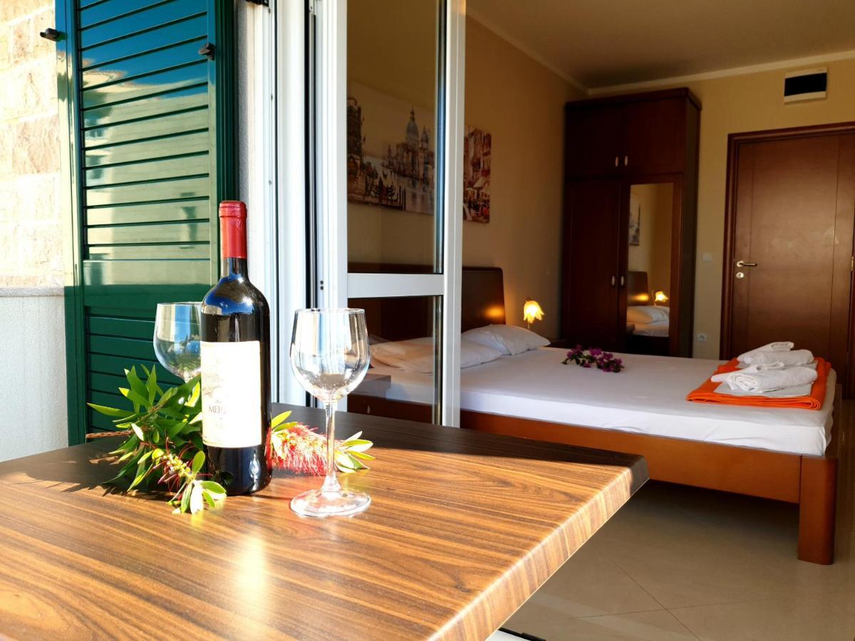 Guest House Villa Pastrovka Sveti Stefan Εξωτερικό φωτογραφία