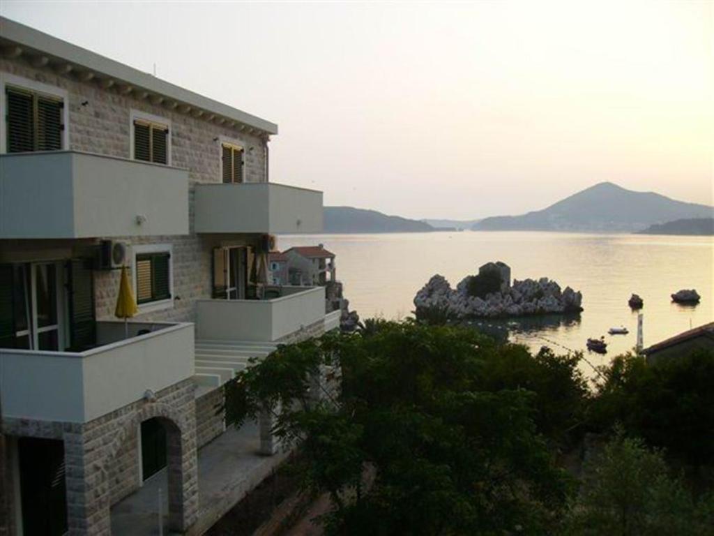 Guest House Villa Pastrovka Sveti Stefan Εξωτερικό φωτογραφία